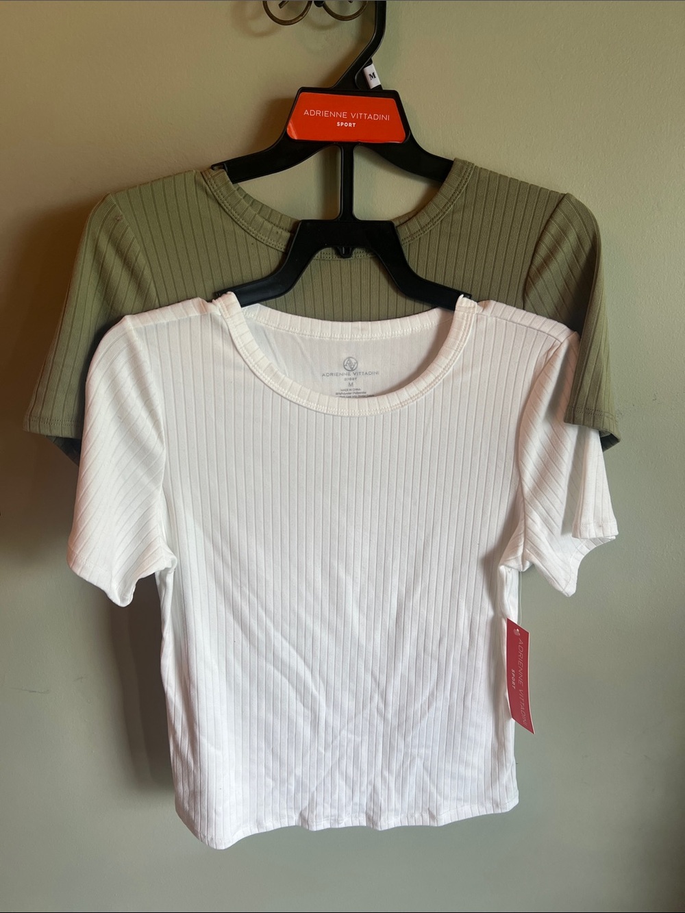 Adrienne Vittadini Ribbed Short Sleeve Tee - White & Olive Set